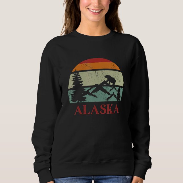 Retro Sunset Mountains and Grizzly Bear Alaska Sou Sweatshirt (Vorderseite)