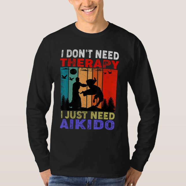 Retro Sunset Slogan I Don't Need Therapy I Just Ne T-Shirt (Vorderseite)