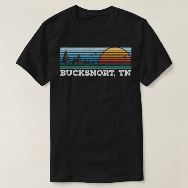 Retro Sunset Stripes Bucksnort Tennessee T-Shirt (Design vorne)