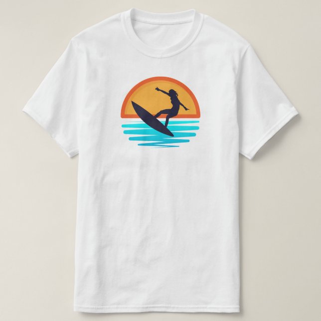 Retro Sunset Surfing _ Vintag Beach Vibes T-Shirt (Design vorne)