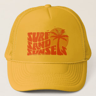 Retro Surf Sand Sunsets Beach Life Palm Tree Truckerkappe