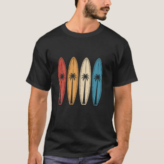 Retro-Surfboards mit Palmen im Stil eines Vintage- T-Shirt
