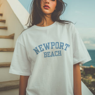 Retro-T-Shirt Newport Beach Unisex T-Shirt