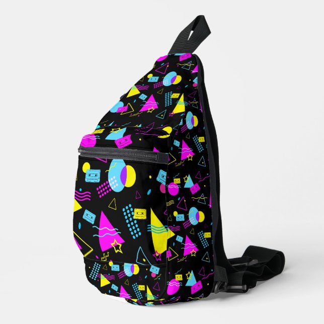RETRO TAPE FARBIGE FORMEN CROSSBODY BAG (Rechte Ecke)