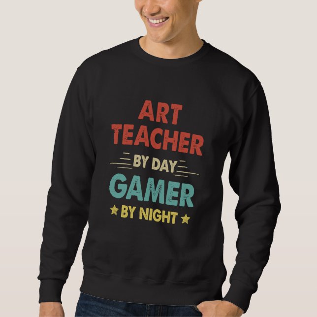 Retro Teacher By Day Gamer By Night Sweatshirt (Vorderseite)