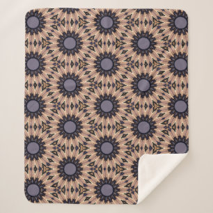 Retro-Themed Bold Gray & Brown Blooms Sherpadecke