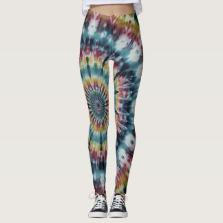 Retro-Tie-Dye-Stil auf einem Paar maßgeschneiderte Leggings