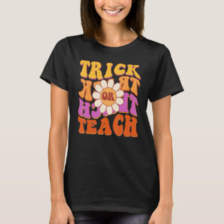 Retro Trick oder lehren Groovy Lehrer Halloween Ko T-Shirt