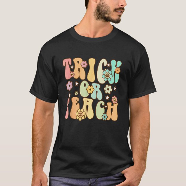 Retro Trick oder Teach Halloween Groovy Ghost Flow T-Shirt (Vorderseite)