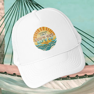 Retro Türkis-Sonnenstrahl-Familien-Strand-Sommerur Truckerkappe