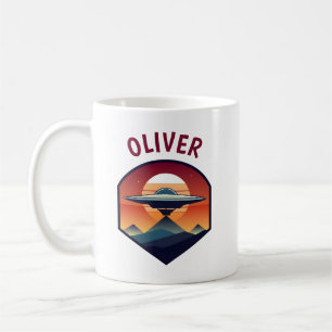 Retro-UFO bei Sonnenuntergang Personalisiert Kaffeetasse