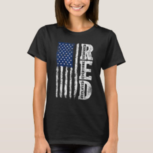 Retro US-Flagge Erinnern Sie sich an alle Veterane T-Shirt