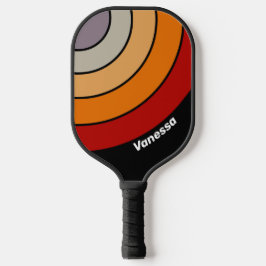 Retro Vibe Rainbow Circle Streifen mit Name Pickleball Schläger