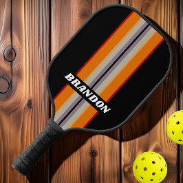 Retro Vibe Rainbow Kundgebung Streifen mit Name Pickleball Schläger