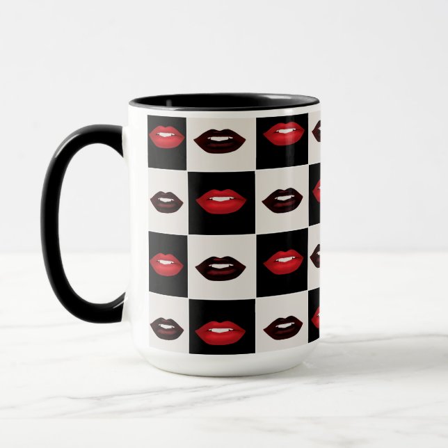 Retro Vibes Checkerboard | Rote Lippen Tasse (Links)