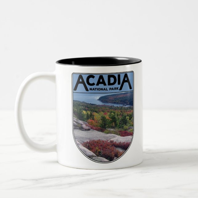 Retro Vintag Acadia Nationalpark Insel Maine Zweifarbige Tasse (Links)