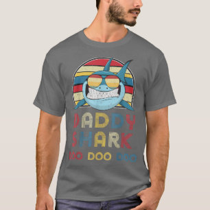 Retro Vintag Daddy SharksGeschenk für Vatermensche T-Shirt