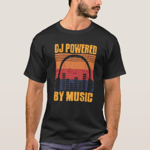 Retro Vintag DJ Powered by Music Cool DJ Designs T-Shirt