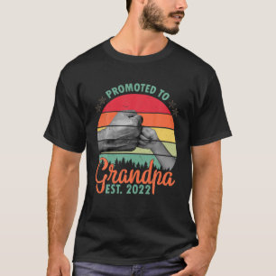 Retro Vintag für Großvater Est. 2022 Vater T-Shirt
