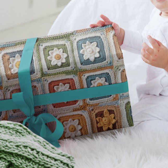 Retro Vintage Crochet Granny Quadrate gegossen Geschenkpapier (Von Creator hochgeladen)