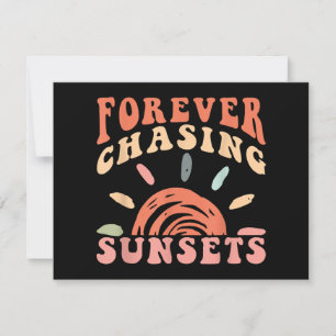 Retro Vintage Forever beim Jagen von Sonnenuntergä Feiertagskarte