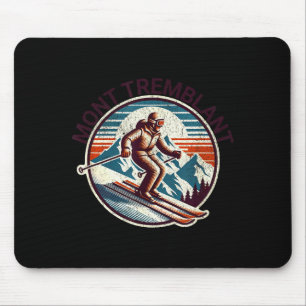 Retro vintage mont tremblant kanada ski resort mousepad