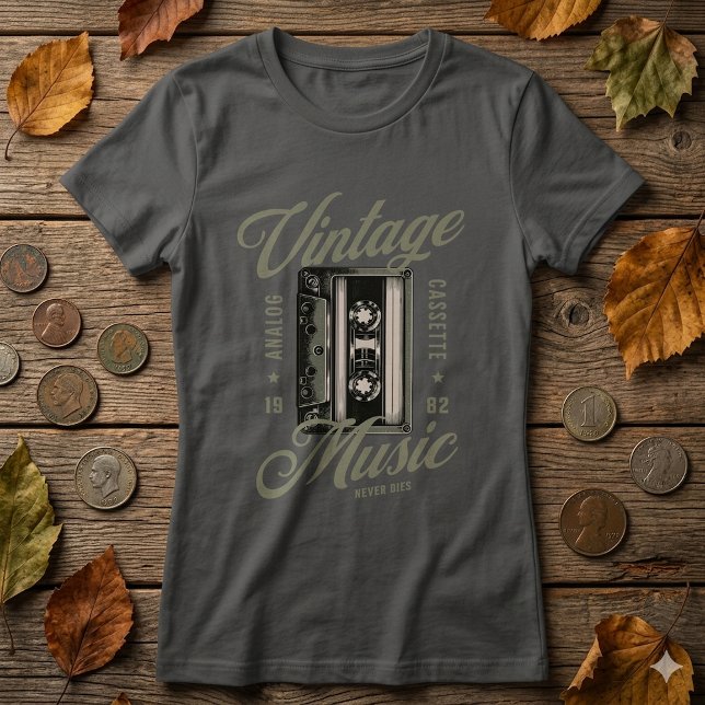 Retro Vintage Musik Kassetten-T-Shirt T-Shirt (Von Creator hochgeladen)