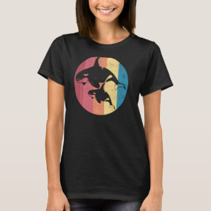 Retro Vintage Orca-Wal Endangered Art Sonnenunterg T-Shirt