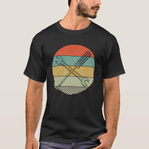 Retro Vintagen Schraubendreher und Schraubenschlüs T-Shirt