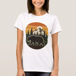 Retro Vintager Bär in Woods Mountain Adventure T- T-Shirt