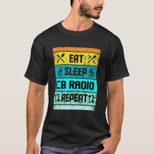 Retro-Vintages CB-Radio-CD-Zubehör für Männer Frau T-Shirt