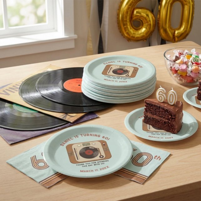 Retro Vinyl Plattenspieler 60. Geburtstag Pappteller (Von Creator hochgeladen)
