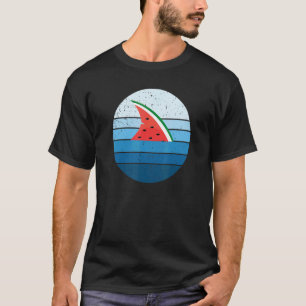 Retro Wassermelone Frucht Haifischflossen Sommerfe T-Shirt