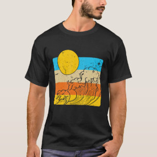 Retro Wave Surfboard Vintag Ocean Surfsurfer T-Shirt