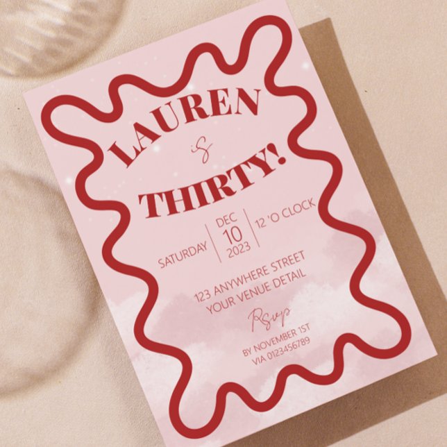 Retro Wavy 30. Party Einladungen (scallop edge wave border 30th birthday party invite red and pink)