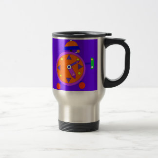 retro Wecker auf einer Reise-Tasse Reisebecher