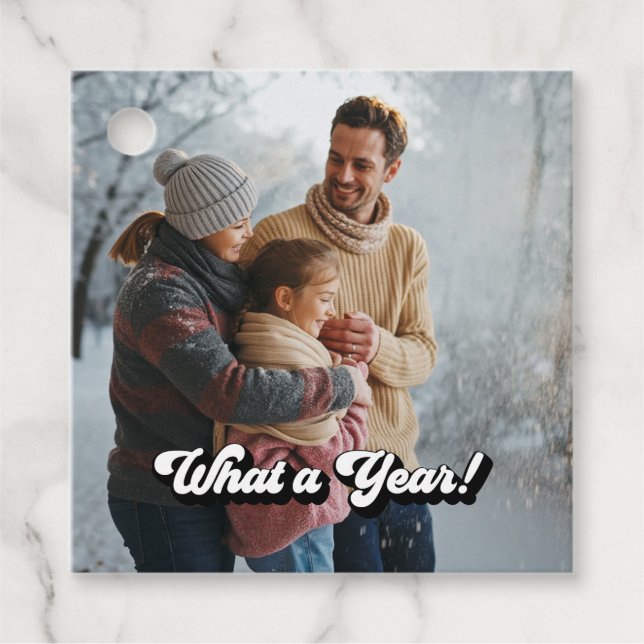 Retro "What a Year" Foto Geschenkanhänger (Vorderseite)