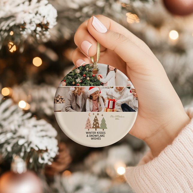 Retro Winter Kisses & Snowflake Wishes Keramik Ornament (Von Creator hochgeladen)