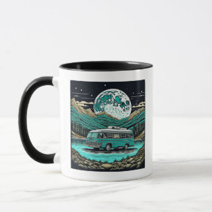Retro Wohnmobil in Türkis in den Bergen Tasse