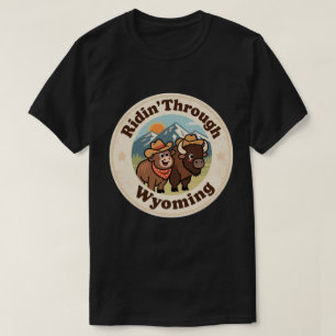 Retro Wyoming Abzeichen_ Bison mit Bergkette T-Shirt