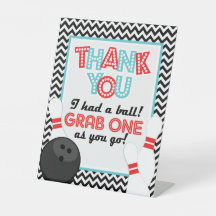 Retro Zickzack Bowling Gastgeschenk-Zeichen