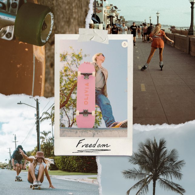 Retroästhetische Trendrosa und rote Skateboard (vintage retro aesthetic pink skateboard for her personalised with her name in red)
