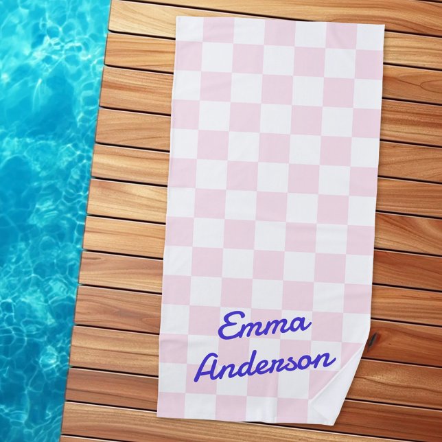 Retroname hellrosa weißes Schachbrettmuster Strandtuch (Retro name light pink white checkerboard pattern beach towel)