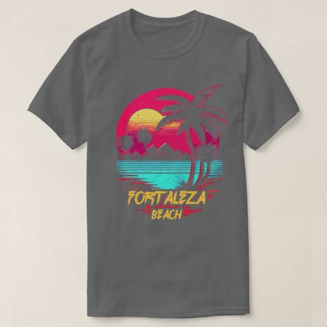 Retrowave Beach Fortaleza Beach T-Shirt (Design vorne)