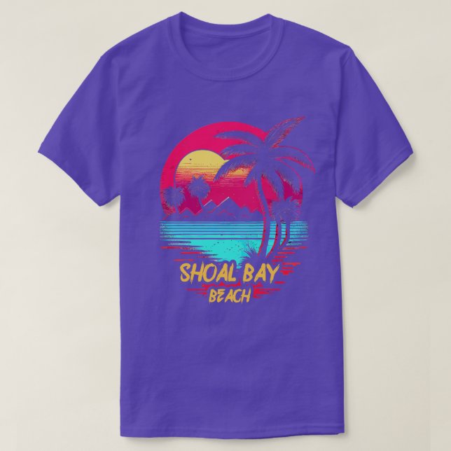 Retrowave Beach Showbucht T-Shirt (Design vorne)