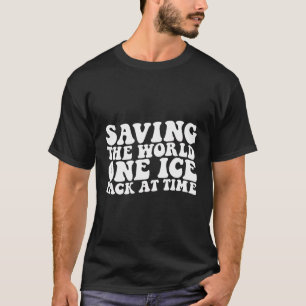 Rett des Welt-One-Ice-Packs bei der Time Nurse Wee T-Shirt