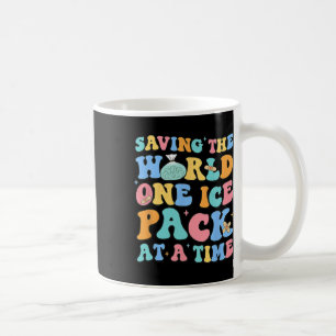 Rett des Welt-One-Ice-Packs bei Time-School-Kranke Kaffeetasse