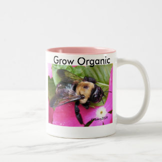 Retten Sie eine Biene, retten Sie den Planeten! Zweifarbige Tasse