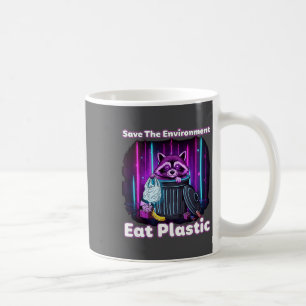 Rettet die Umwelt, esst Plastik, lustiger Waschbär Kaffeetasse