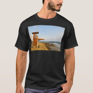 Rettungsstation am Strand von Paphos Zypern T-Shirt